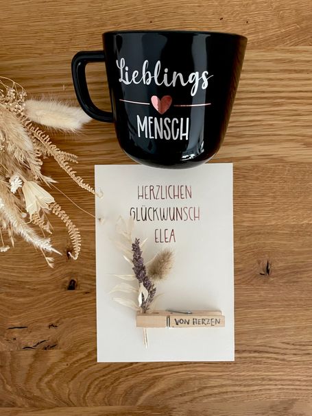 Tasse "Lieblingsmensch" + Geburtstagskarte mit Trockenblumen